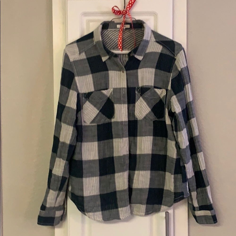 Used good condition large button up shirt